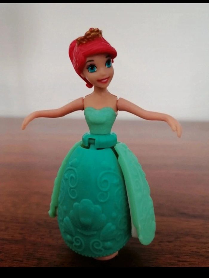 Princesse Ariel la petite sirène qui flotte mattel - photo numéro 2