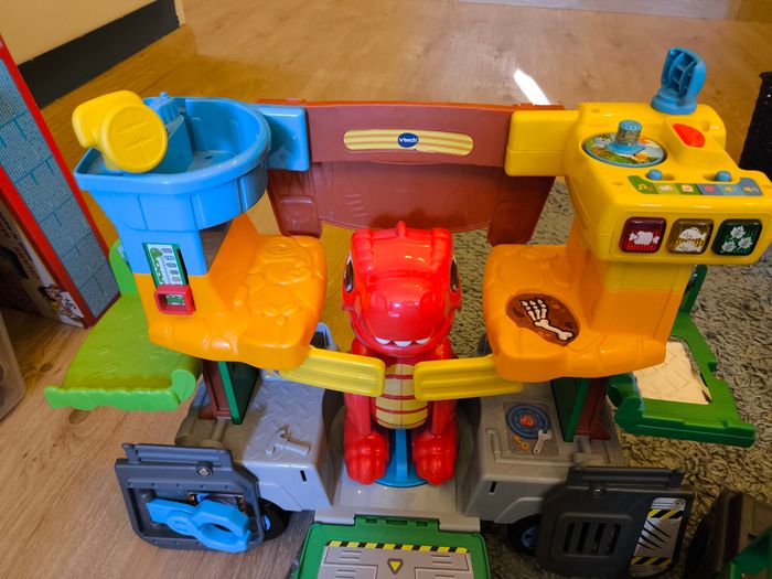 Camion dinosaure - photo numéro 3