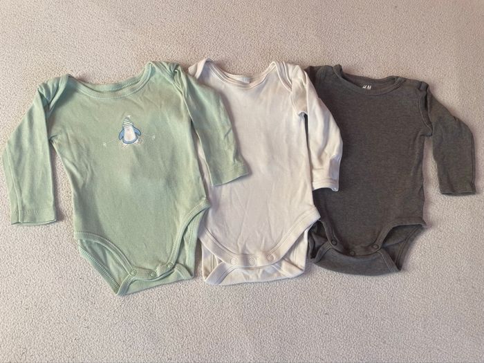 Lot bodies hiver 6 mois