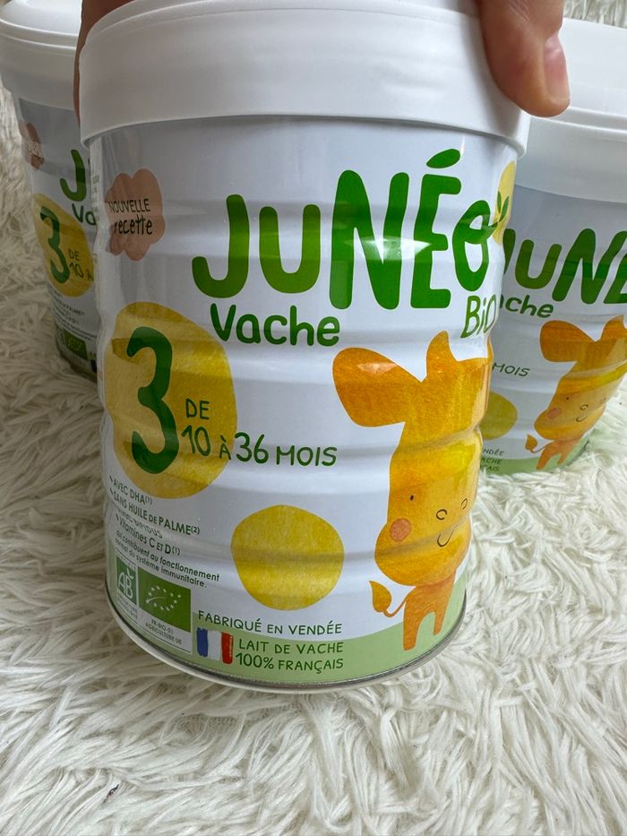 Lot de 3 boîtes de lait de vache Juneo 3eme âge