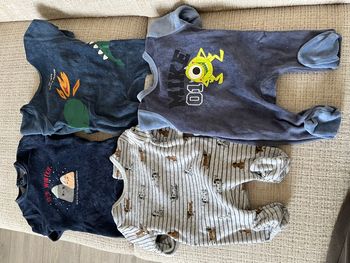 Lots de pyjama 1 mois 