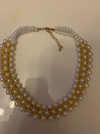 Collier de fausses perles