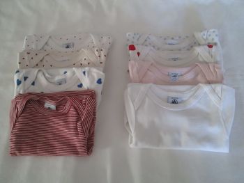 Lot 8 bodies Petit Bateau
