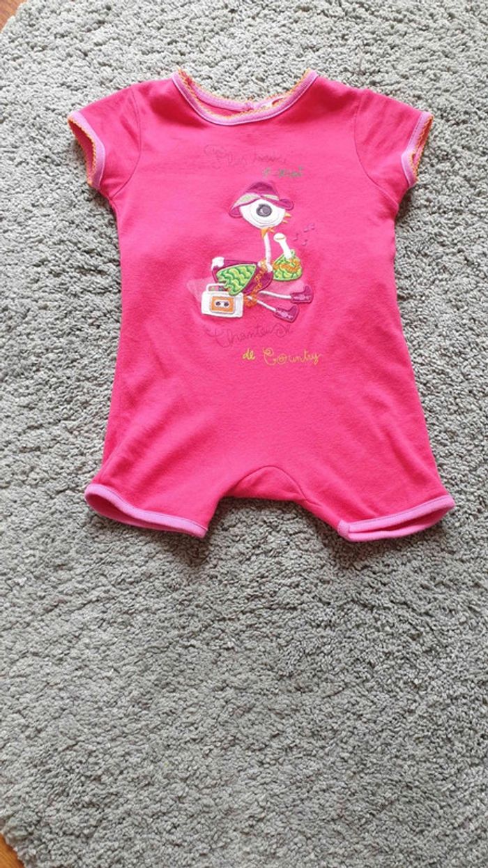 Barboteuse rose taille 18 mois