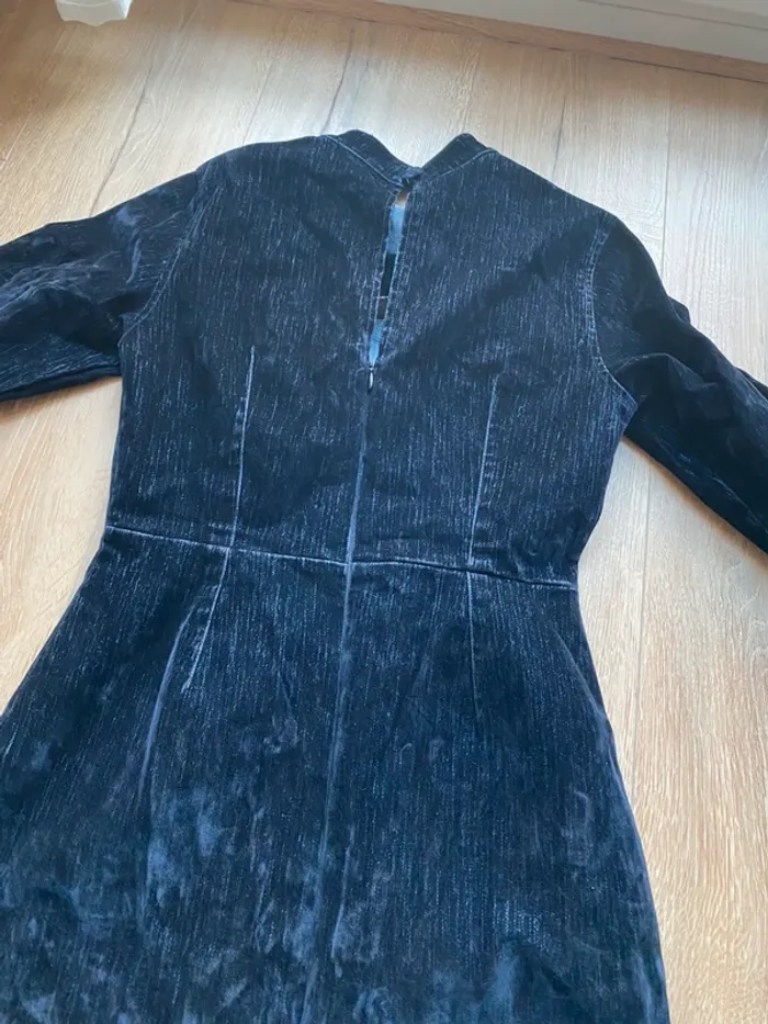 Robe en velours - photo numéro 4