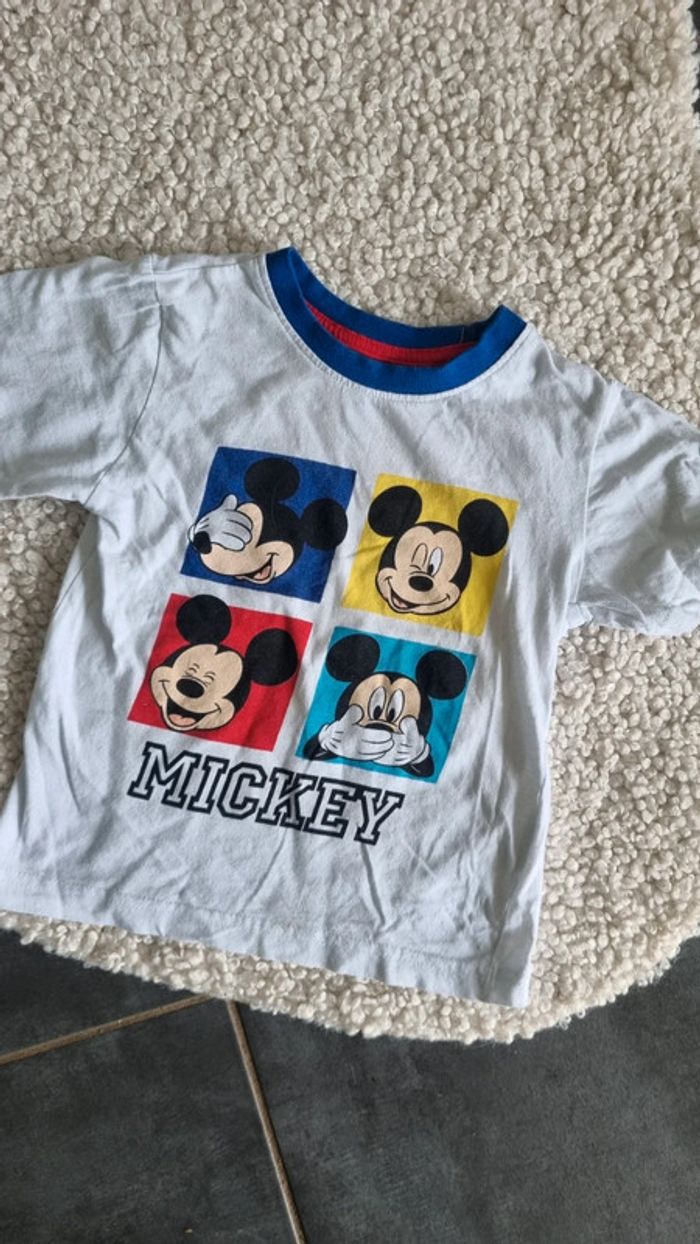 Tee shirt mickey 4 ans Disney blanc imprimé