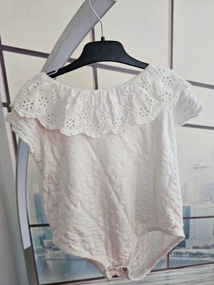 Body zara taille 4/5 ans - photo numéro 3