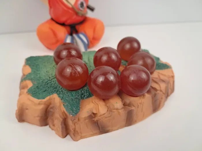 Figurine Son Goku Enfant avec les 7 boules de crystal - Dragon Ball - photo numéro 2