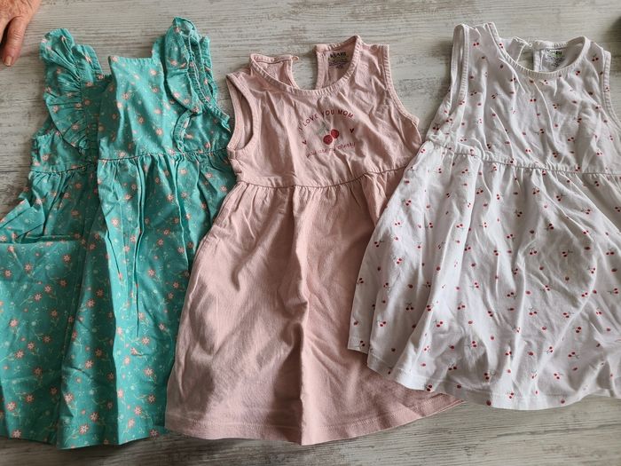 Lot vêtements 24 mois - photo numéro 5