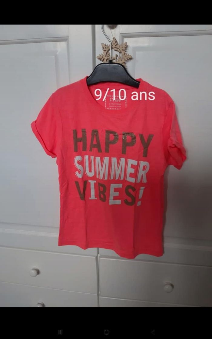 Tee shirt orange avec écriture