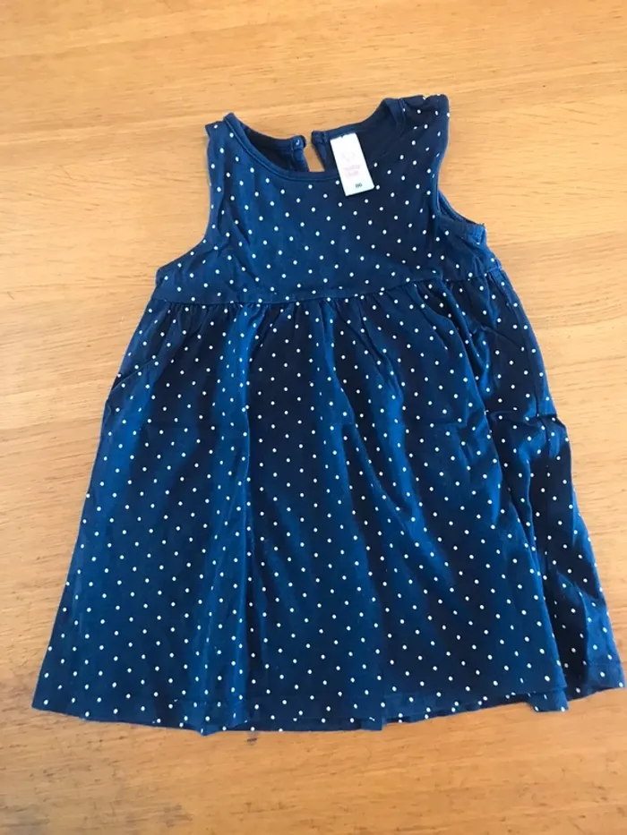 Lot 2 robe  2 ans - photo numéro 2