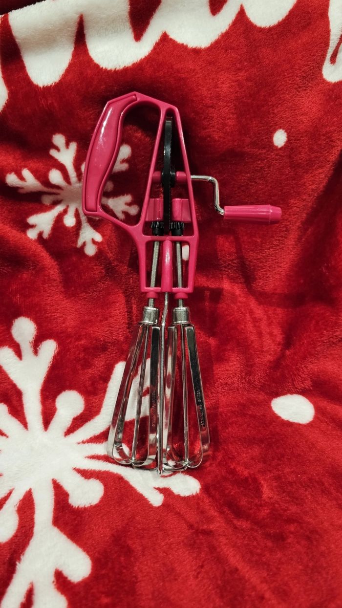 Fouet à main mécanique vintage – rose – inox