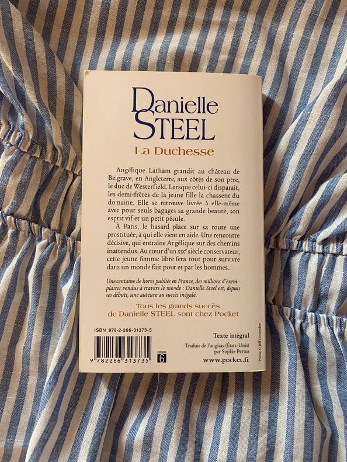 La duchesse - Danielle Steel - photo numéro 2