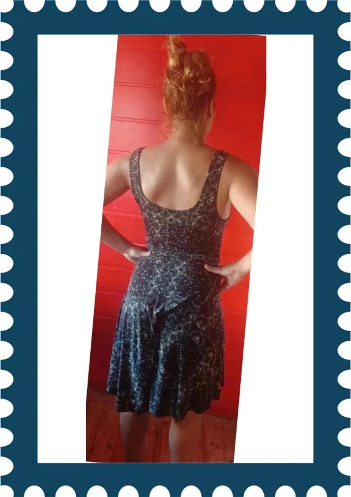 Magnifique robe de créateur taille S/M - photo numéro 2