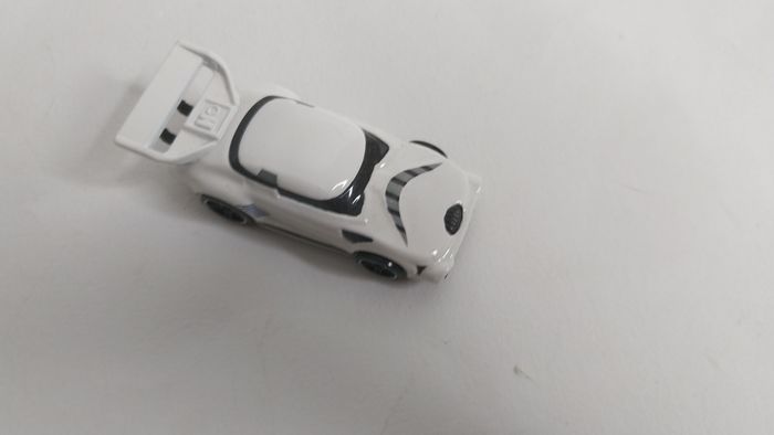Hot Wheels First Order Stormtrooper Star Wars Character Cars - photo numéro 6