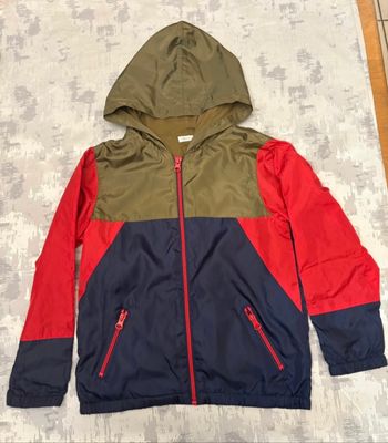 K-Watch garçon 8 ans Storytelling kaki/rouge/bleu marine TBE – Toutes saisons