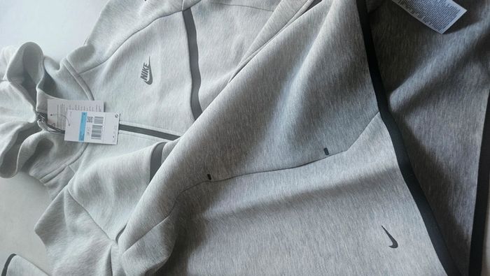 Nike Sweat à capuche Tech Fleece Homme - photo numéro 12