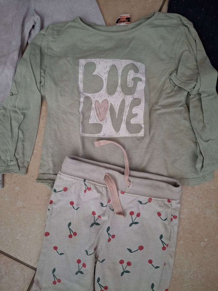 Lot 3 pyjamas automne hiver fille 3 ans - photo numéro 4