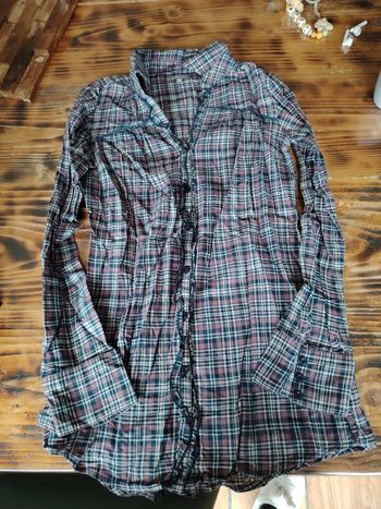 Chemise ici et maintenant