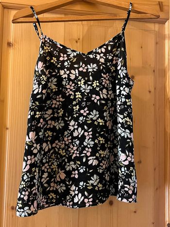 Débardeur fleurs taille 38