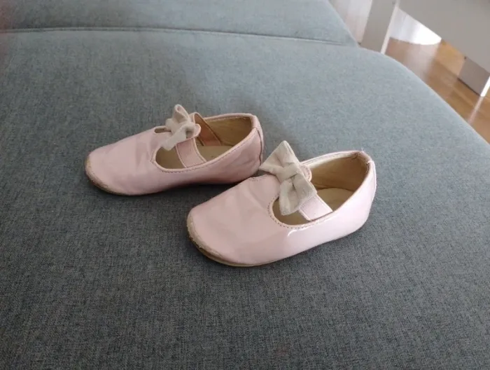 Chaussures Fille - Taille 21 - photo numéro 2