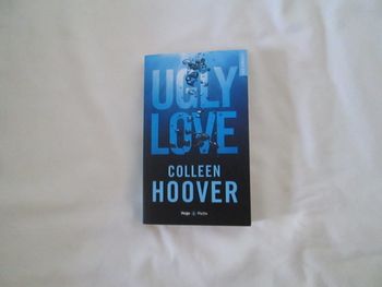 Livre Ugly Love