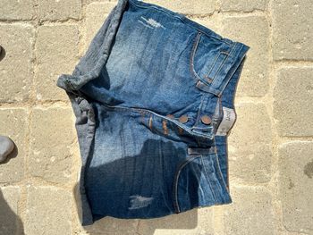 Short jeans