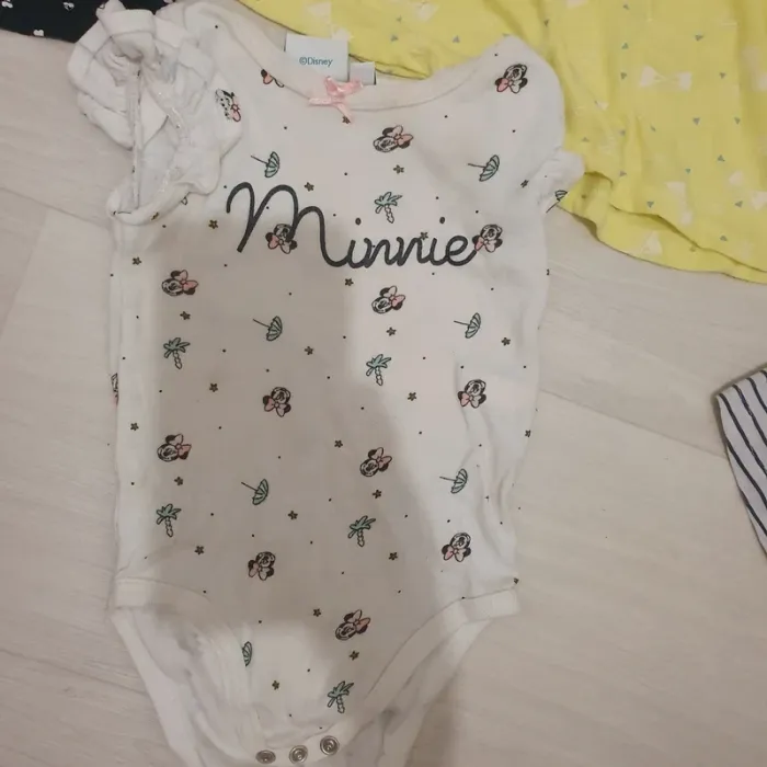 Lot vetement fille 18 mois - photo numéro 6