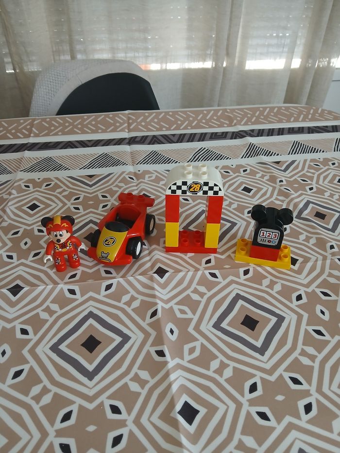 Légo duplo mickey et sa voiture