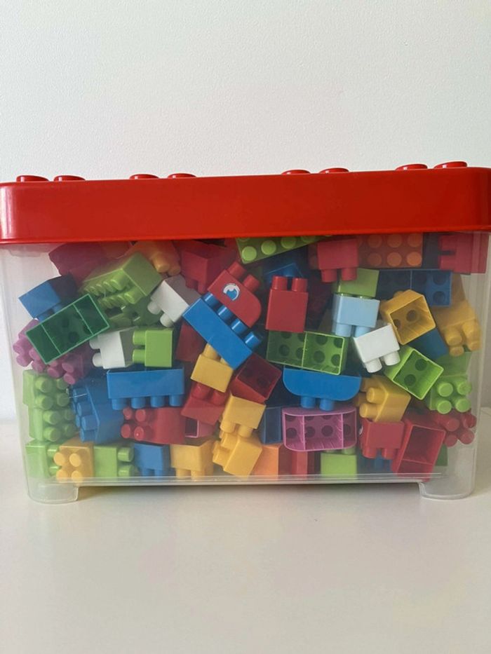 Lego Bricks - photo numéro 3