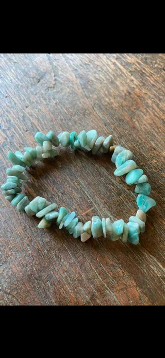 Magnifique bracelet taille élastique, en pierres - photo numéro 3