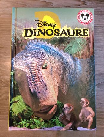 Livre Disney "Dinosaure"