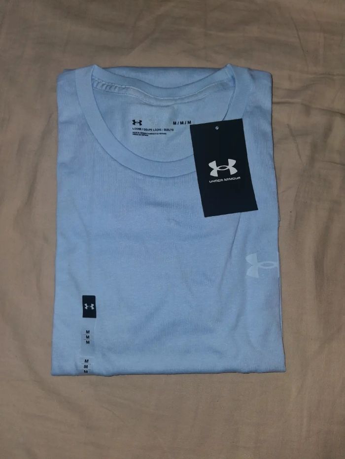T-shirt under armour bleu ciel - photo numéro 10