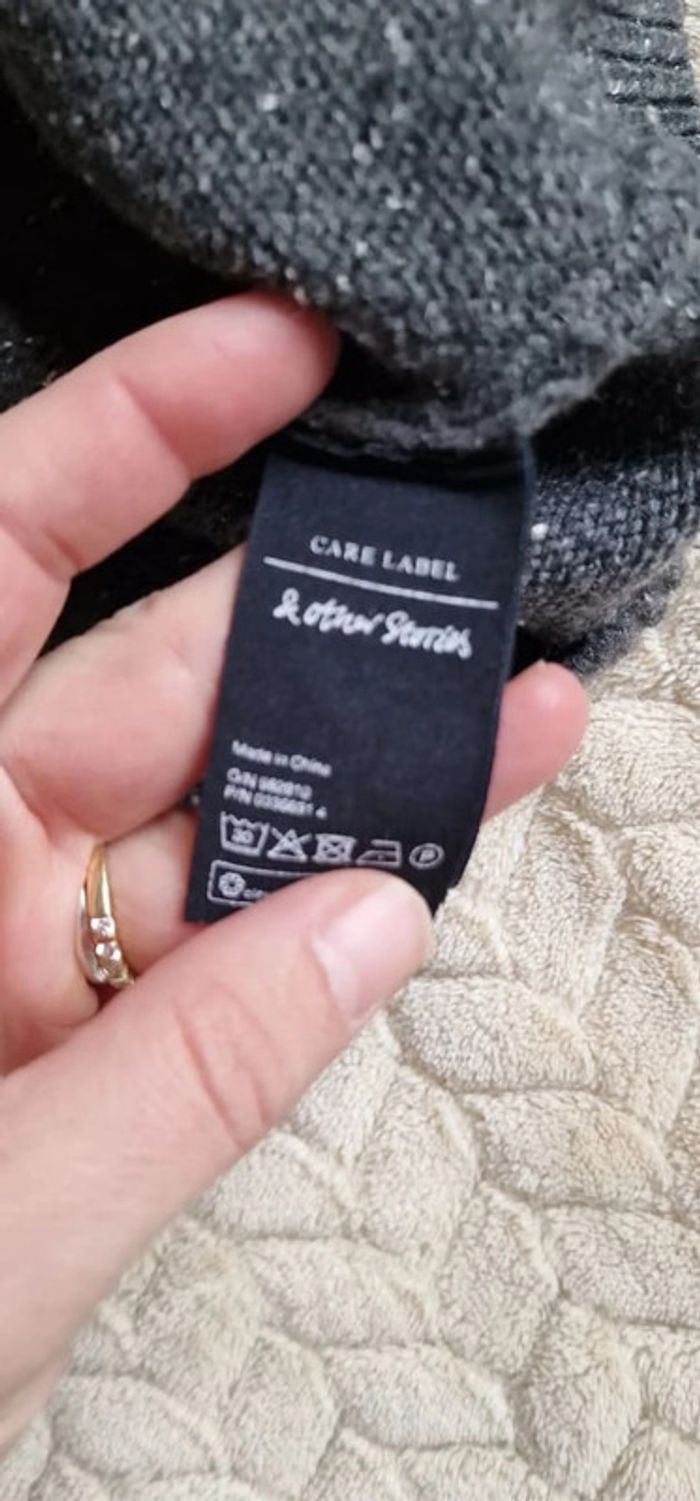 Pull en laine "& other stories" taille S ou 36 gris chiné col asymétrique - photo numéro 5