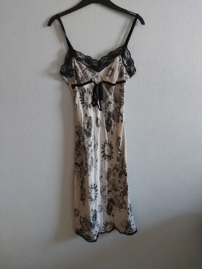 Nuisette en soie taille 36