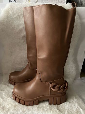 Bottes marrons clairs, beiges foncées pointure 39, talons 5 cm