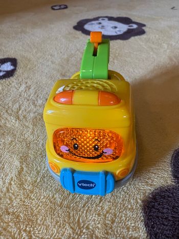 Tutut bolide Ethan le roi de la dépanne