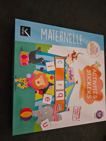 Activités stickers lettres cursives