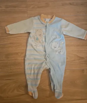 Pyjamas 12 mois