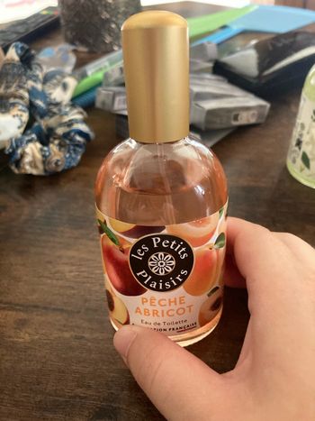Eau de toilette pêche abricot
