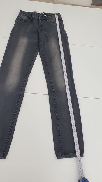 Jean anthracite effet dentelle Naf Naf en 34