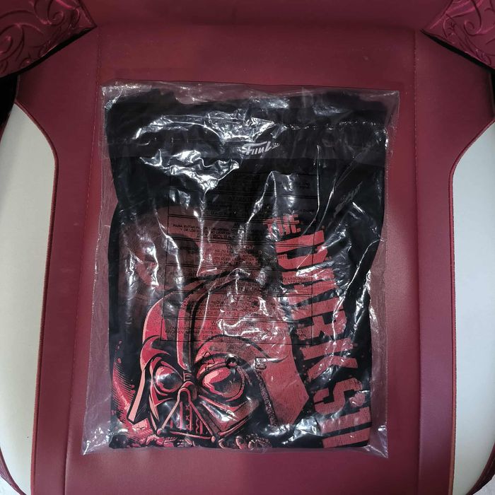 T-Shirt Funko / Dark Vador / Star Wars / M - photo numéro 2