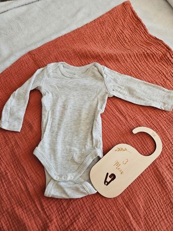 Body à manches longues / Taille 3 mois