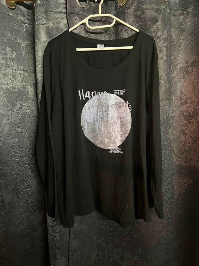 Teeshirt manches longues noir avec dessin