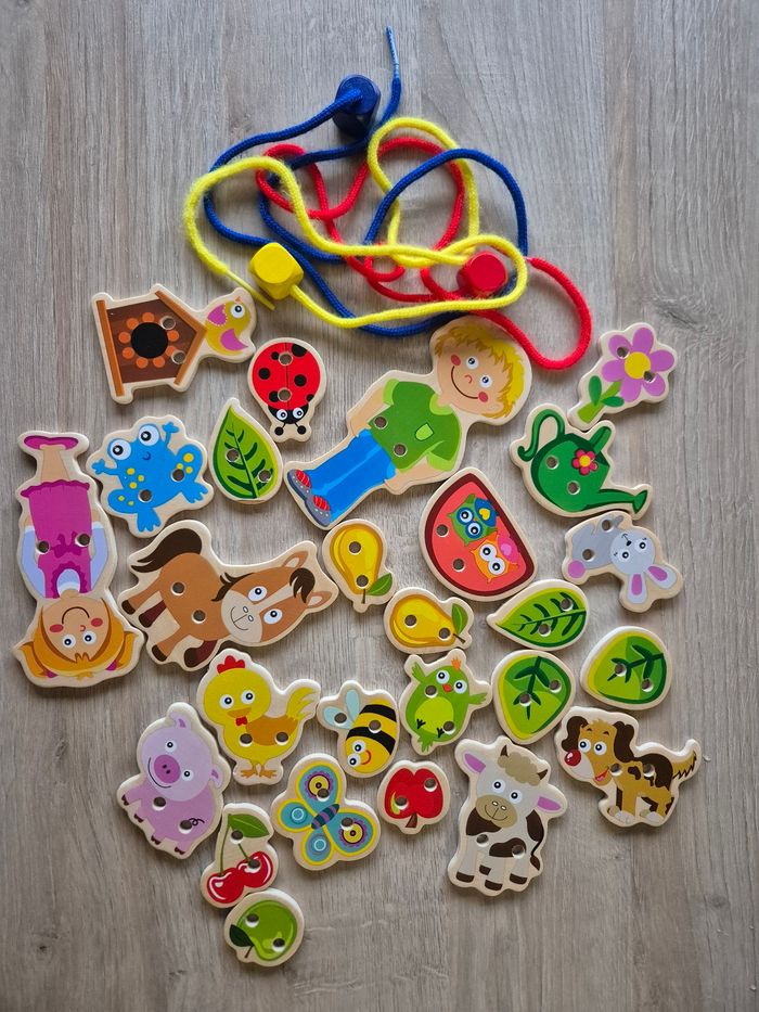 Puzzle à enfilé en bois - photo numéro 2