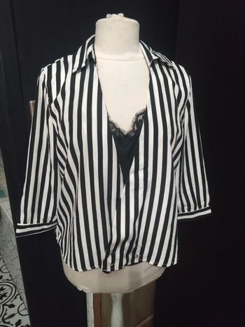 Blouse neuve deux en 1 t 40