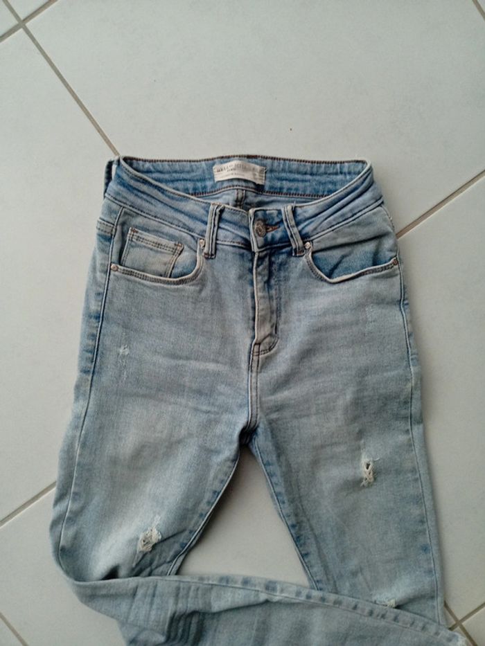 Jean skinny effet déchiré - photo numéro 3