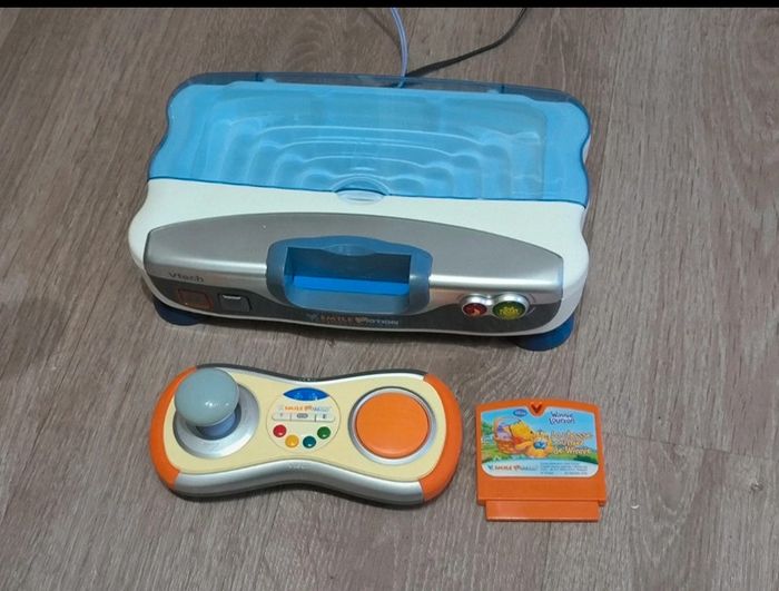 VTech Console enfant v smile motion avec manette et 1 jeu winny l'ourson et chargeur secteur - photo numéro 4
