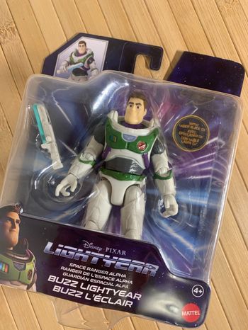 Figurine buzz l éclair pixar