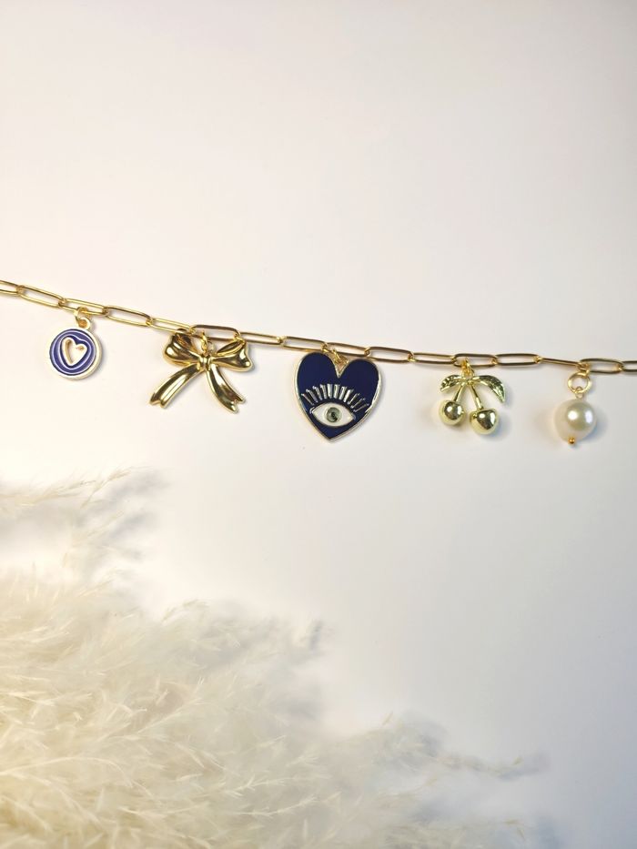 Collier doré en acier inoxydable avec charms - photo numéro 2